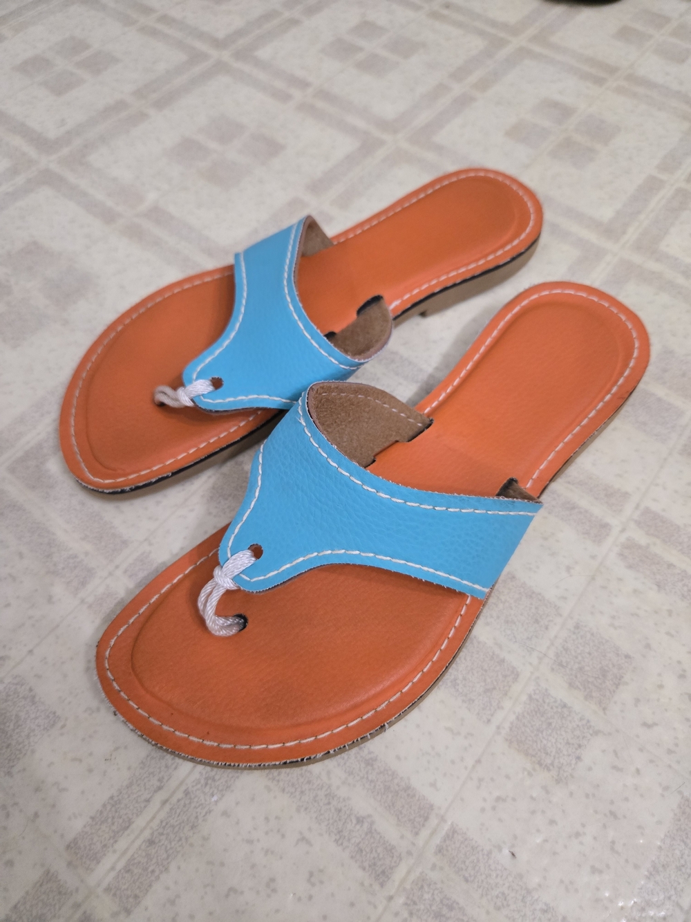 Key West Kino's Women's Sz 9